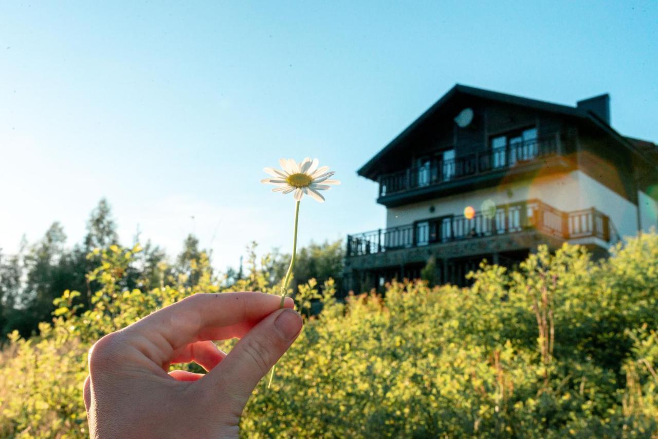 Residence Nesh Татарив Екстериор снимка