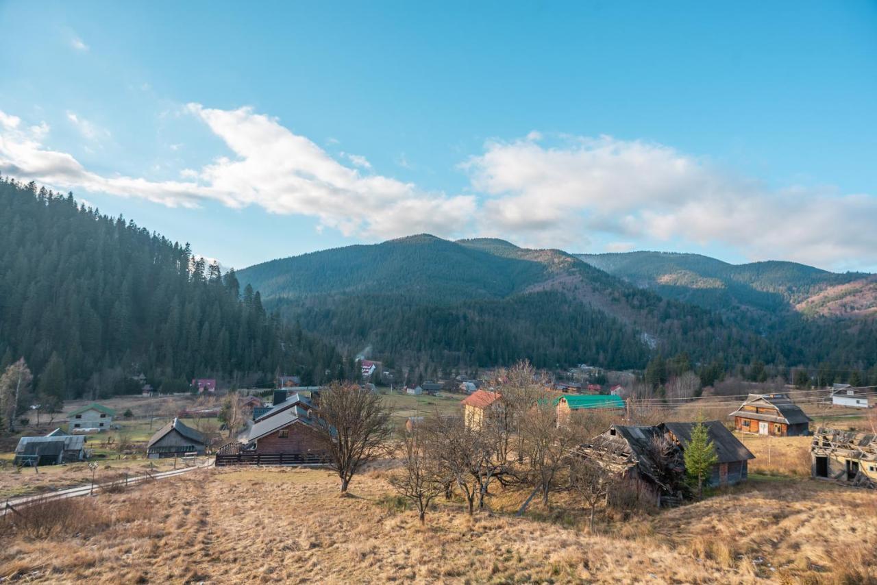 Residence Nesh Татарив Екстериор снимка