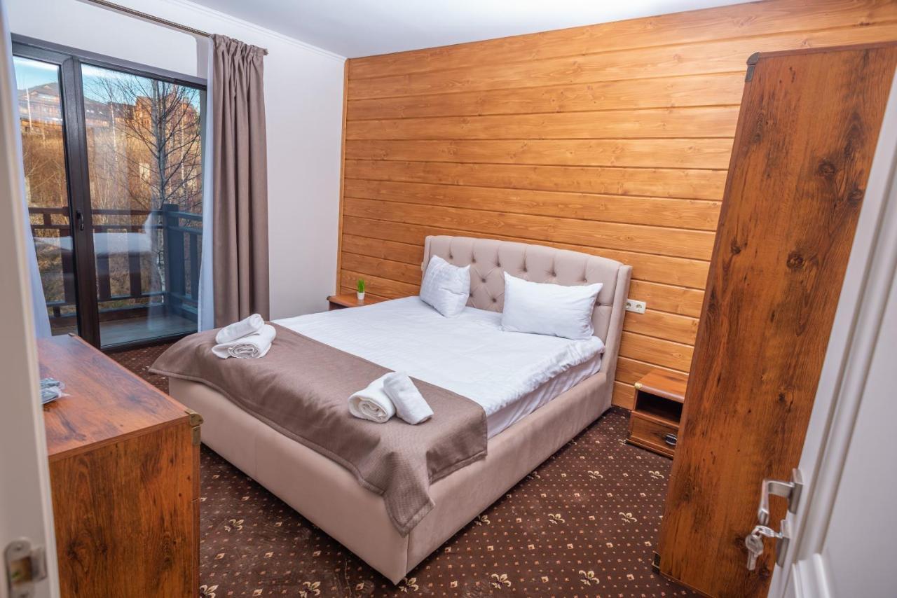 Residence Nesh Татарив Екстериор снимка