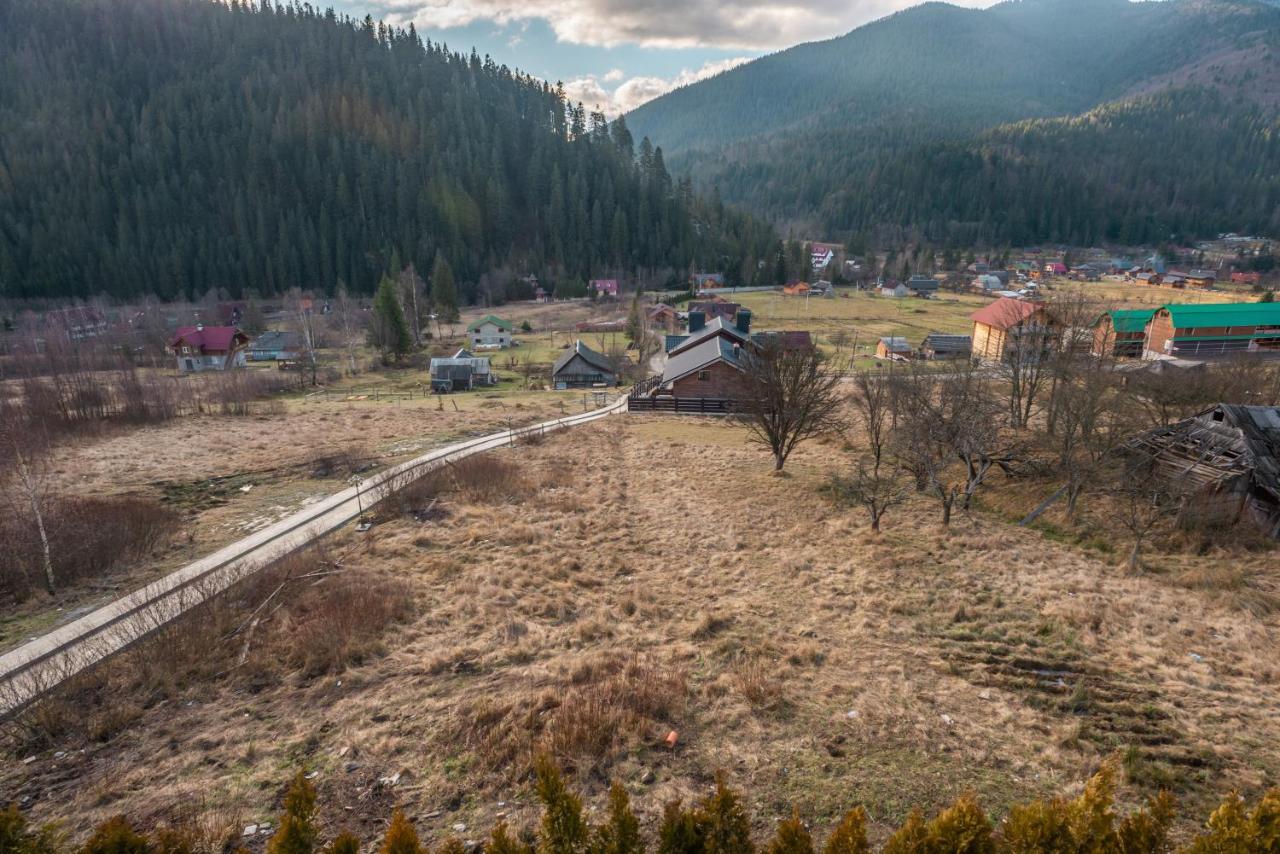 Residence Nesh Татарив Екстериор снимка