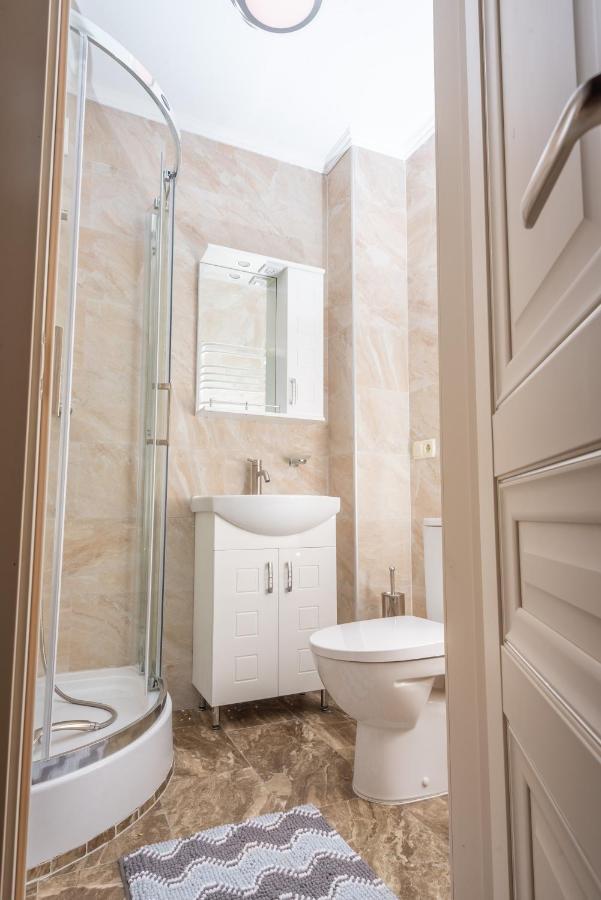 Residence Nesh Татарив Екстериор снимка