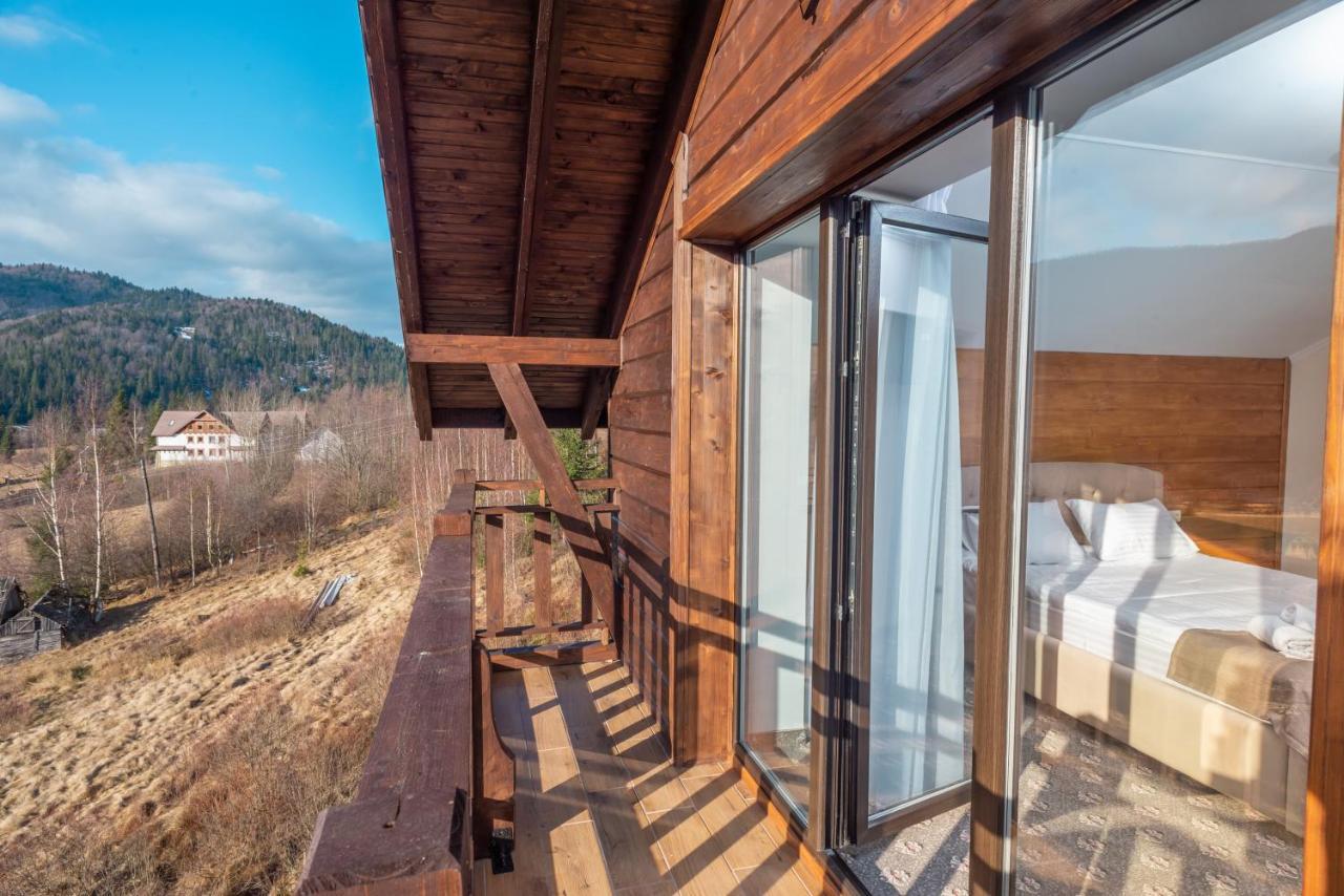 Residence Nesh Татарив Екстериор снимка