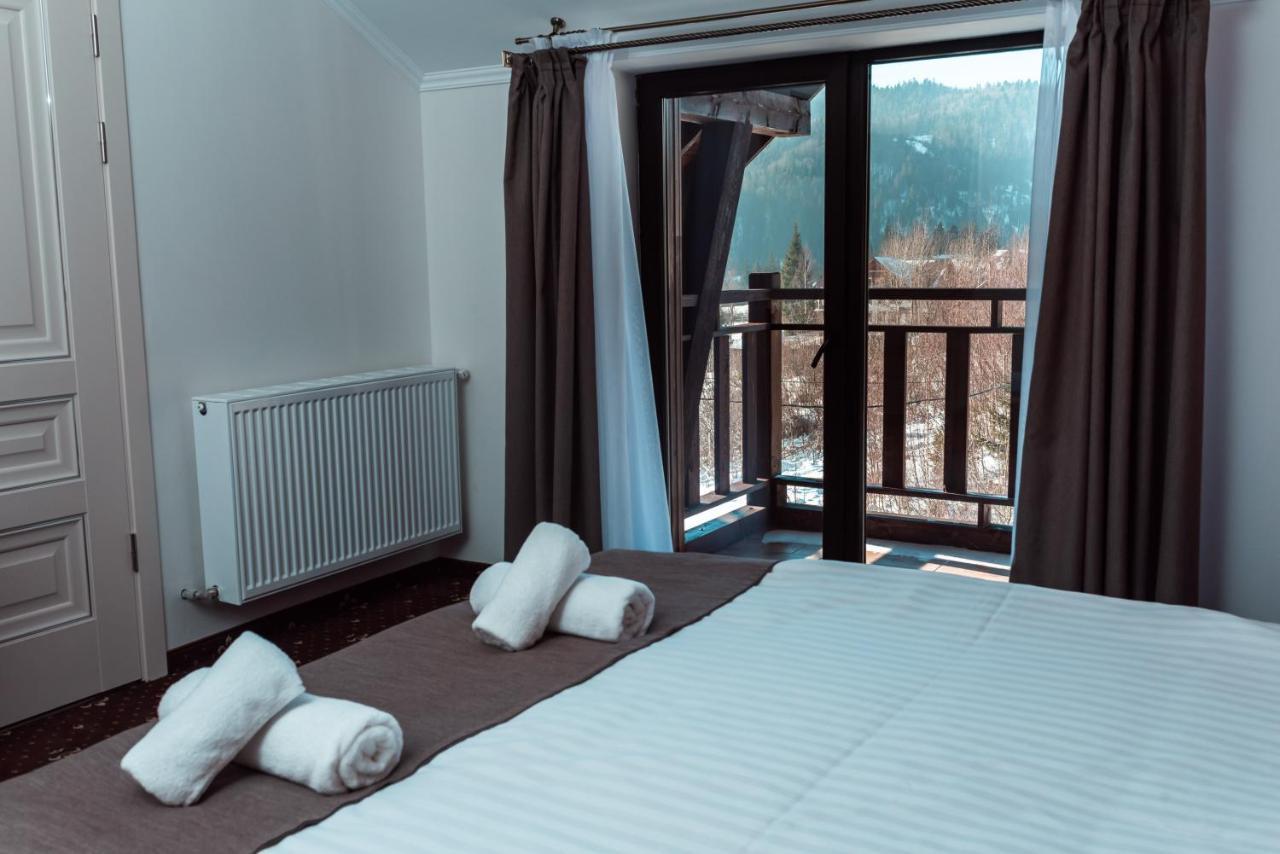Residence Nesh Татарив Екстериор снимка
